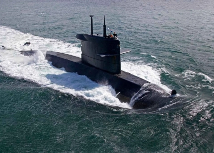 Walrusklasse onderzeeboot op zee