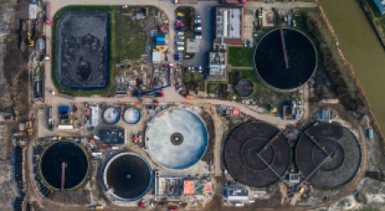 Slib omzetten in biogas in Energiefabriek Sleeuwijk