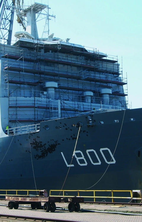 Verbouwing van marineschip Zr.Ms. Rotterdam