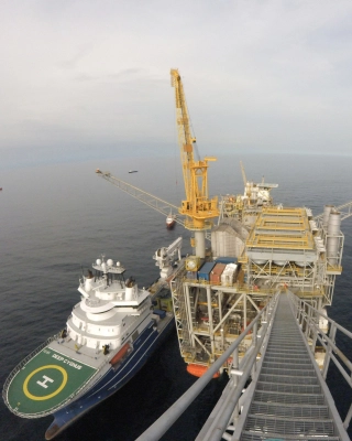 Compression platform Alba B3