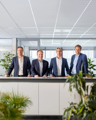 De directie van Iv, v.l.n.r. Ewout Borg, Maarten van de Waal, Wouter van der Wiel en Fedor van Veen