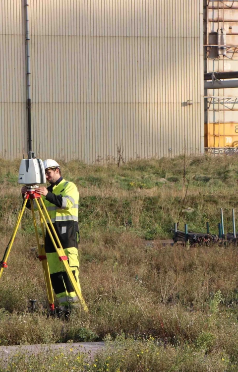 Accurate terrain mapping